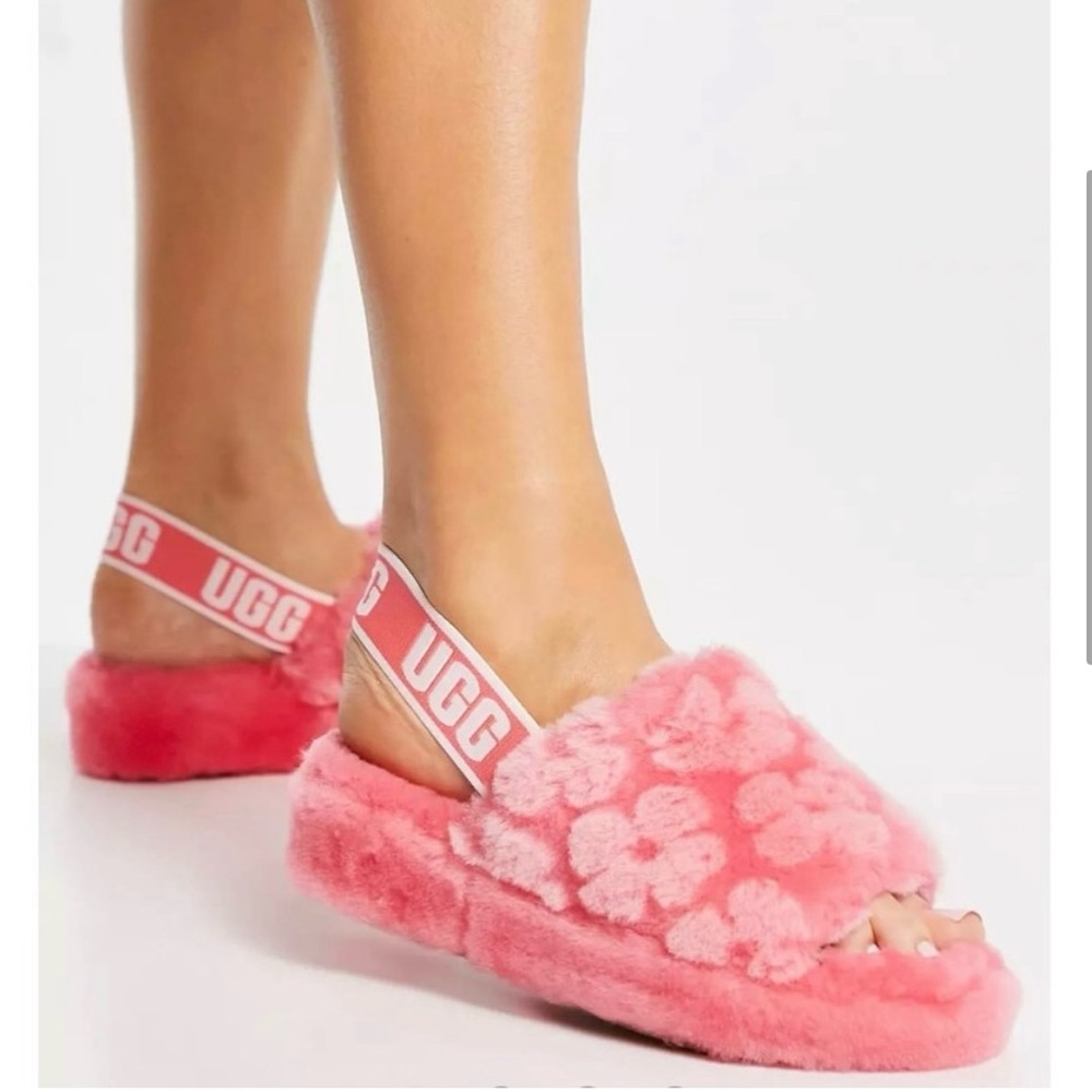 UGG Poppy Fluff Yeah Sandal